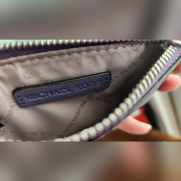 Michael Kors Card Holder - Picture 6 of 11